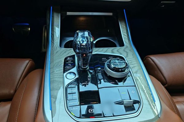 BMW X7 2020, 167100 км, за 58675 USD - фото 13