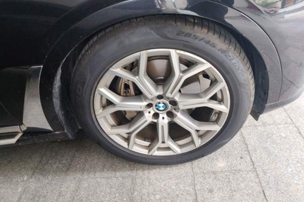 BMW X7 2023, 113700 км, за 62824 USD - фото 17