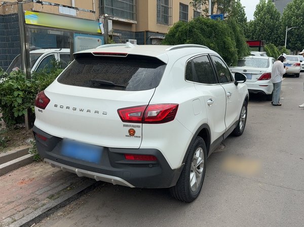 BORGWARD BX5 2017, 122000 км, за 5872 USD