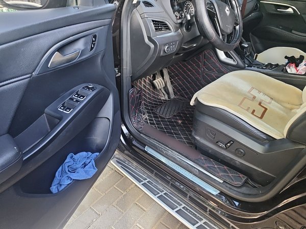 BORGWARD BX7 2016, 75200 км, за 4993 USD - фото 13