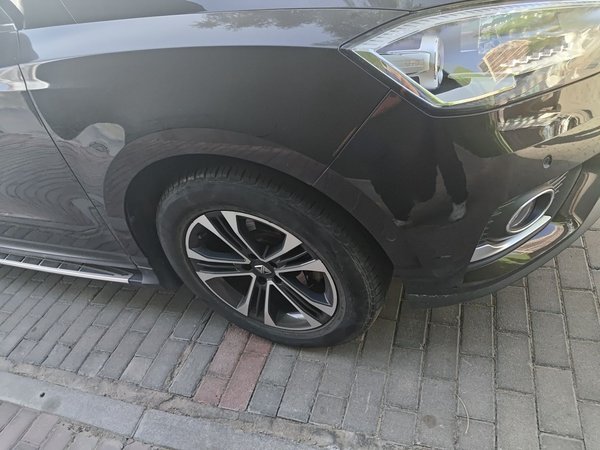 BORGWARD BX7 2016, 75200 км, за 4993 USD