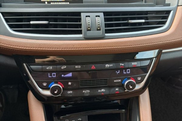 BORGWARD BX7 2016, 93500 км, за 5419 USD - фото 45