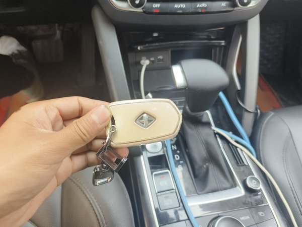 BORGWARD BX7 2018, 111100 км, за 8144 USD