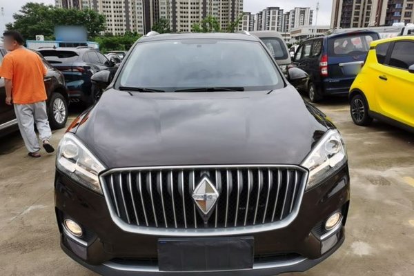 BORGWARD BX7 2018, 37300 км, за 8165 USD