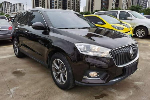 BORGWARD BX7 2018, 37300 км, за 8165 USD