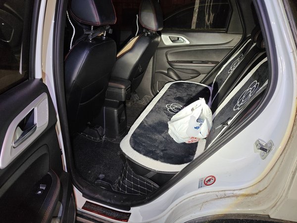 Brilliance V3 2015, 78900 км, за 3035 USD - фото 18