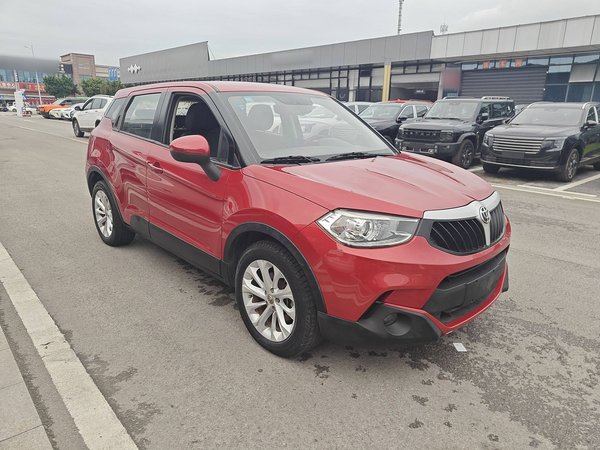 Brilliance V3 2016, 87600 км, за 3509 USD