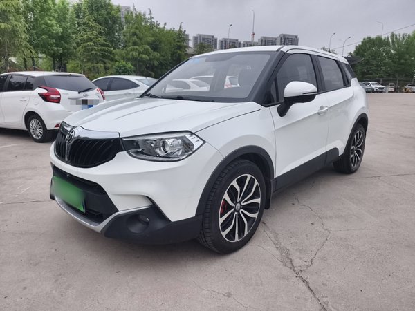 Brilliance V3 2016, 34300 км, за 4039 USD
