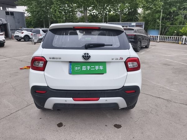 Brilliance V3 2016, 34300 км, за 4039 USD