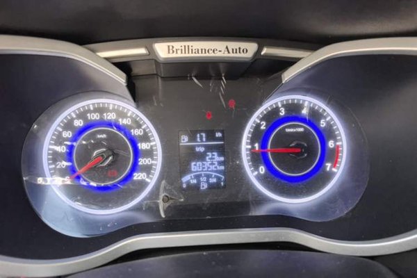 Brilliance V3 2016, 60400 км, за 2582 USD - фото 24