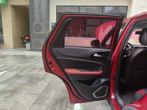 Brilliance V3 2017, 91000 км, за 4304 USD - фото 17