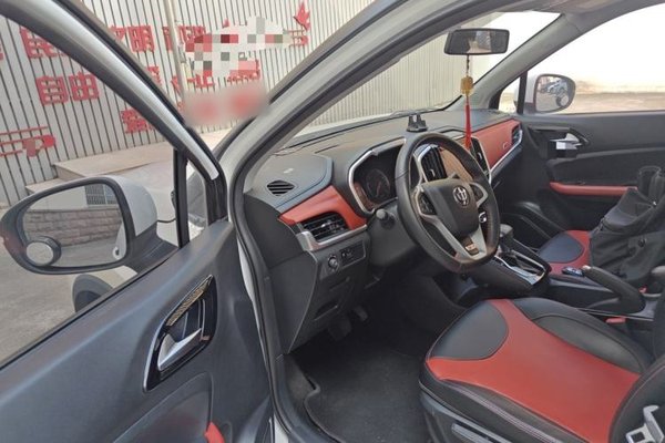 Brilliance V3 2017, 14200 км, за 4995 USD - фото 13