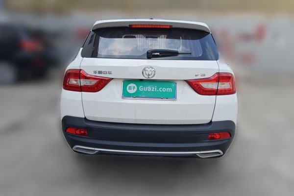Brilliance V3 2017, 14200 км, за 4995 USD