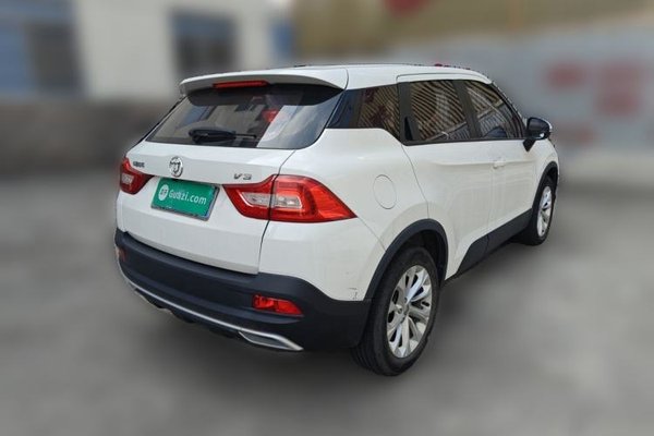 Brilliance V3 2017, 14200 км, за 4995 USD