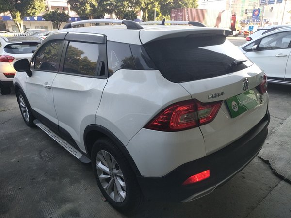 Brilliance V3 2017, 92400 км, за 4914 USD