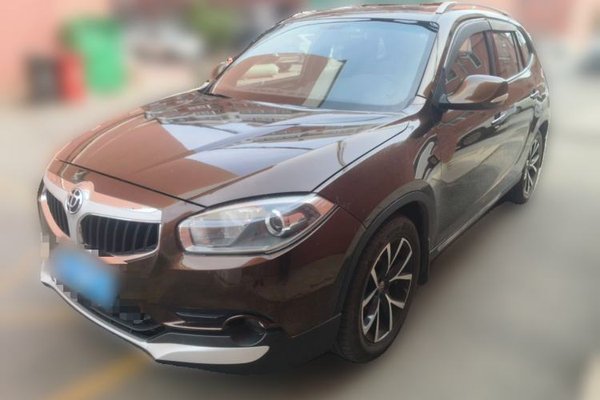 Brilliance V5 · 2016 год
