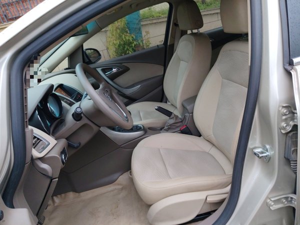 Buick GT 2013, 40300 км, за 2586 USD - фото 16