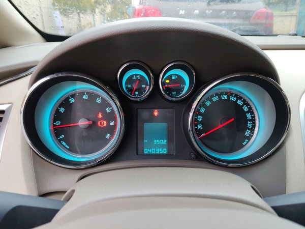 Buick GT 2013, 40300 км, за 2586 USD - фото 12
