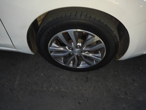 Buick GT 2018, 85200 км, за 5896 USD - фото 8