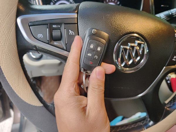 Buick GL8 2018, 182700 км, за 16086 USD - фото 9