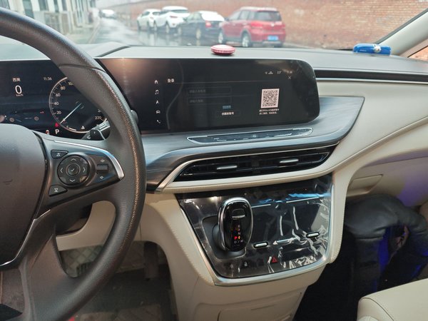 Buick GL8 2023, 104300 км, за 30786 USD - фото 14