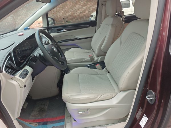 Buick GL8 2023, 104300 км, за 30786 USD - фото 16