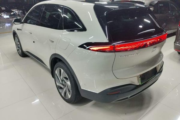 Buick Buick Zijing E7 2026, 400 км, за 25746 USD