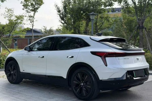 Buick E4 2023, 56200 км, за 15237 USD