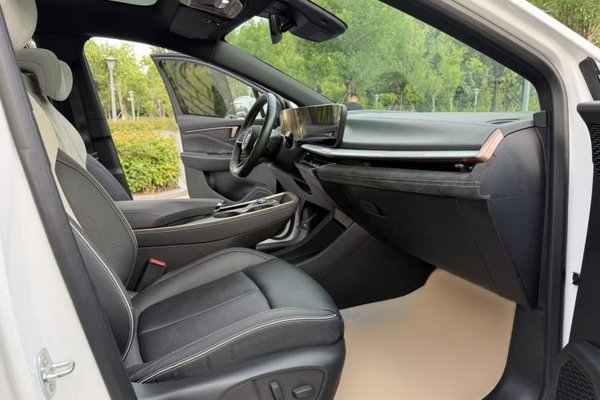 Buick E4 2023, 56200 км, за 15237 USD - фото 14