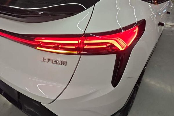 Buick E4 2023, 56200 км, за 15237 USD - фото 25