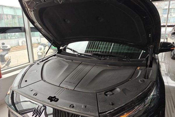 Buick E5 2023, 45900 км, за 18644 USD - фото 21