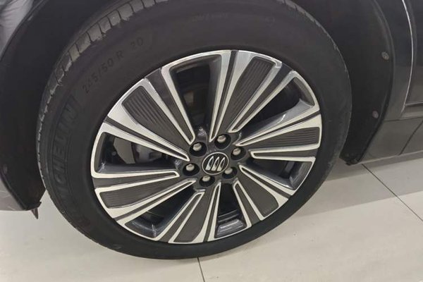 Buick E5 2023, 45900 км, за 18644 USD - фото 8