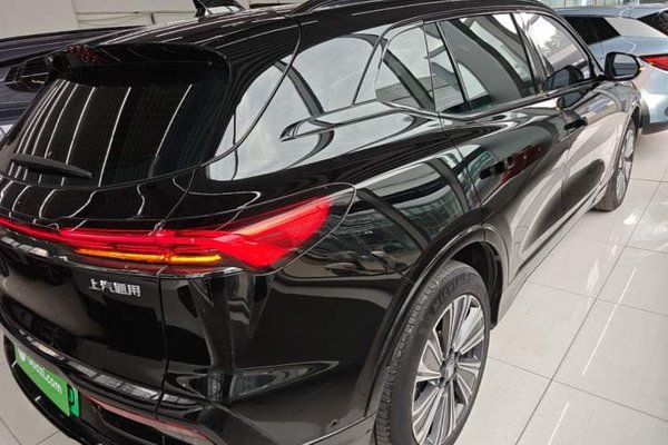 Buick E5 2023, 45900 км, за 18644 USD