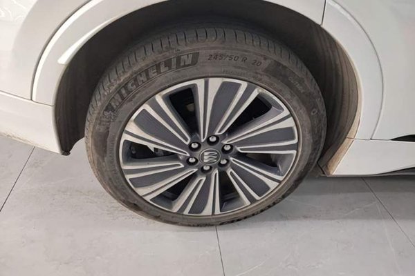 Buick E5 2023, 17600 км, за 20117 USD - фото 10
