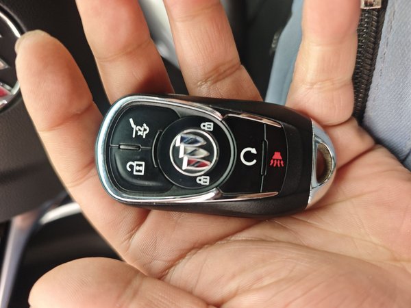 Buick Enclave 2020, 147200 км, за 16175 USD - фото 9