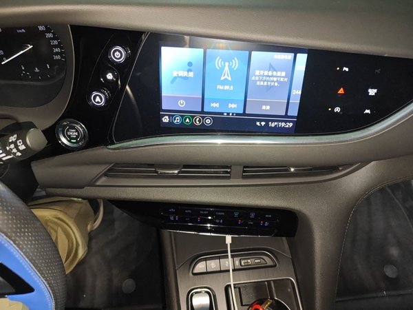 Buick Enclave 2020, 34900 км, за 20678 USD - фото 14