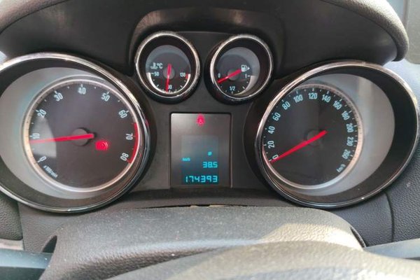 Buick Encore 2014, 174300 км, за 2683 USD - фото 11