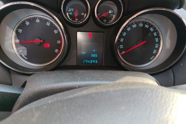 Buick Encore 2014, 174300 км, за 2683 USD - фото 12