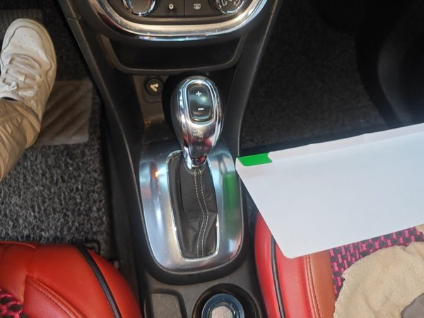 Buick Encore 2014, 58600 км, за 3713 USD - фото 15