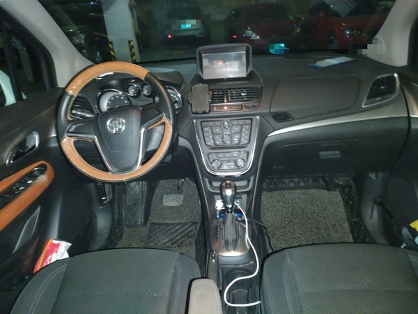 Buick Encore 2014, 72000 км, за 3405 USD - фото 10