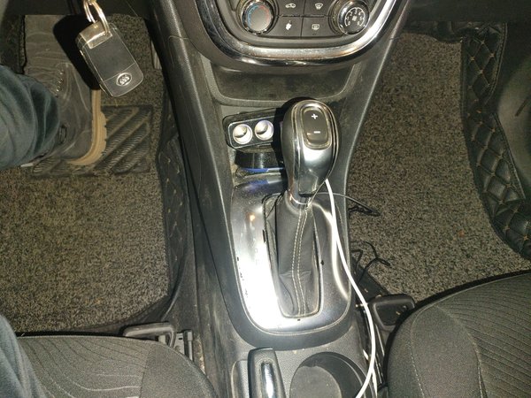 Buick Encore 2014, 72000 км, за 3405 USD - фото 15