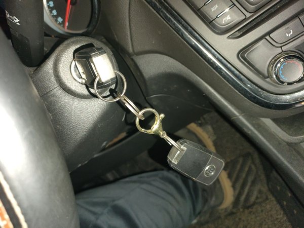 Buick Encore 2014, 72000 км, за 3405 USD - фото 9