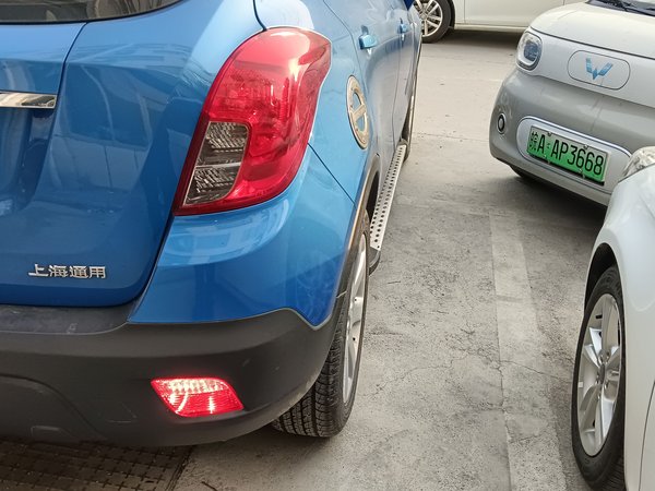 Buick Encore 2015, 134300 км, за 4231 USD - фото 7