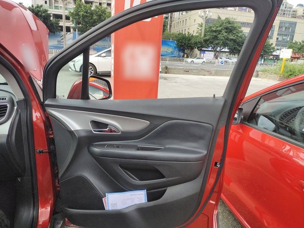 Buick Encore 2015, 83000 км, за 5259 USD - фото 16