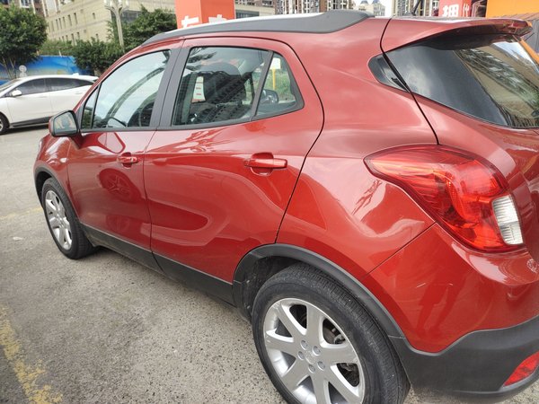Buick Encore 2015, 83000 км, за 5259 USD
