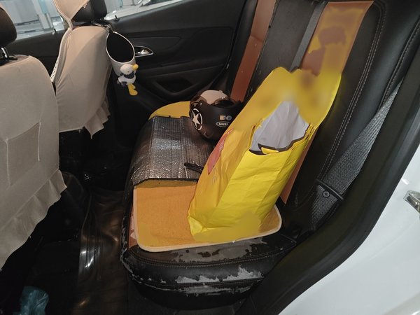 Buick Encore 2015, 141500 км, за 5639 USD - фото 17