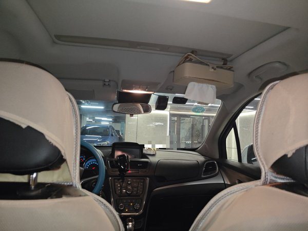 Buick Encore 2015, 141500 км, за 5639 USD - фото 13