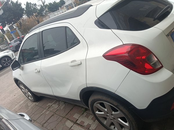 Buick Encore 2015, 147500 км, за 5713 USD
