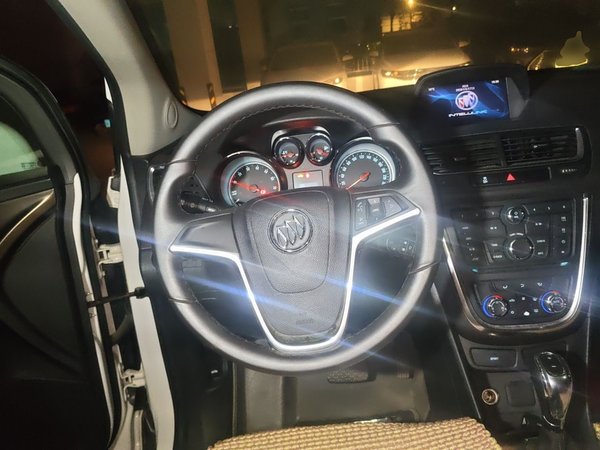 Buick Encore 2015, 70900 км, за 4057 USD - фото 11
