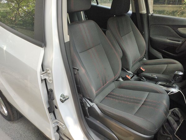 Buick Encore 2015, 95800 км, за 5555 USD - фото 23